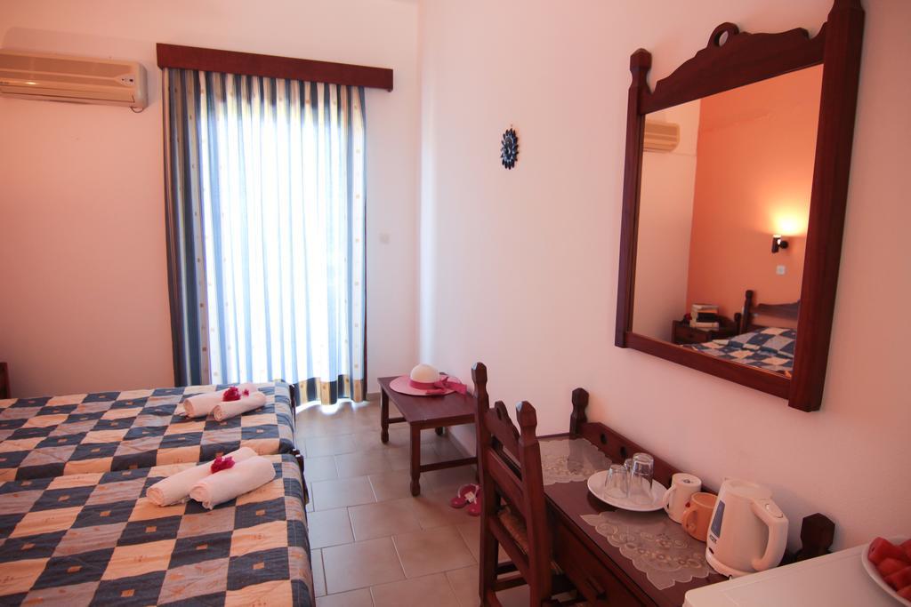 Lofos Hotel Plakias Buitenkant foto