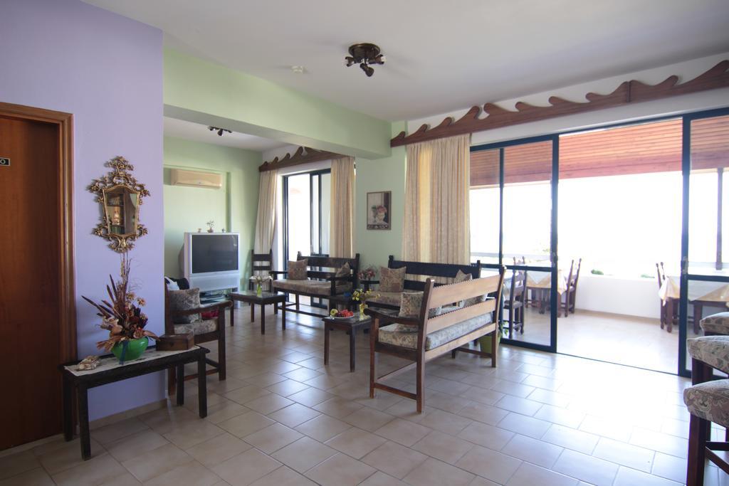 Lofos Hotel Plakias Buitenkant foto