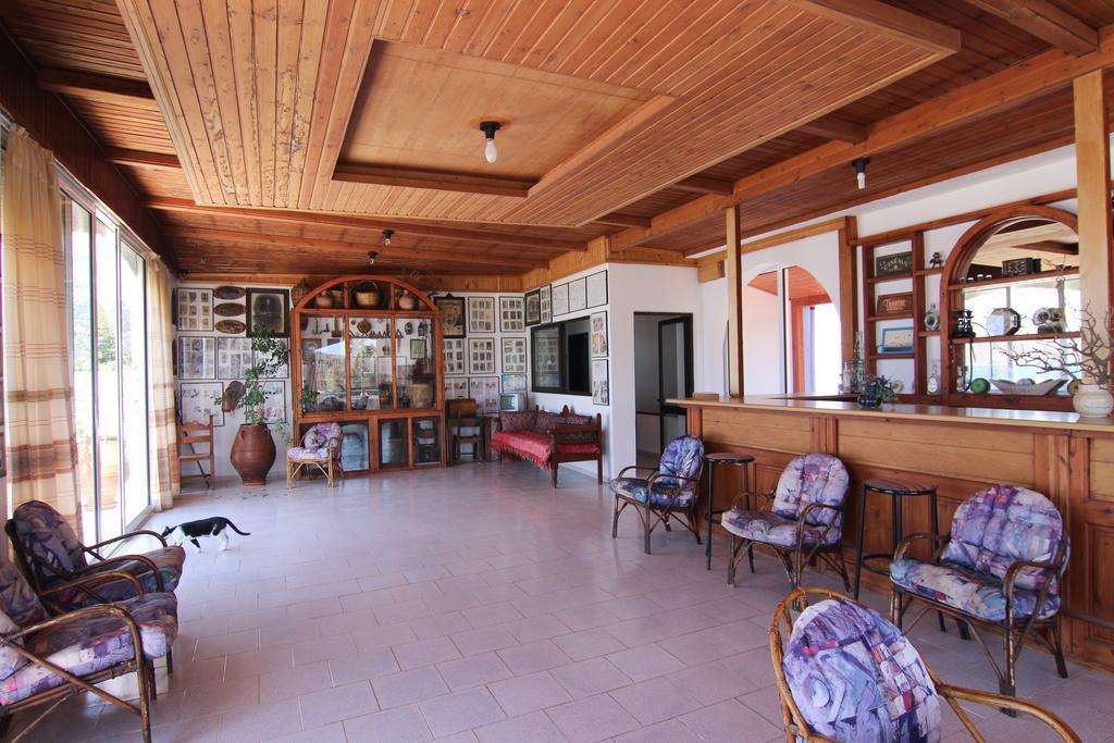 Lofos Hotel Plakias Buitenkant foto